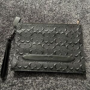 Coach pouch w. wrist strap